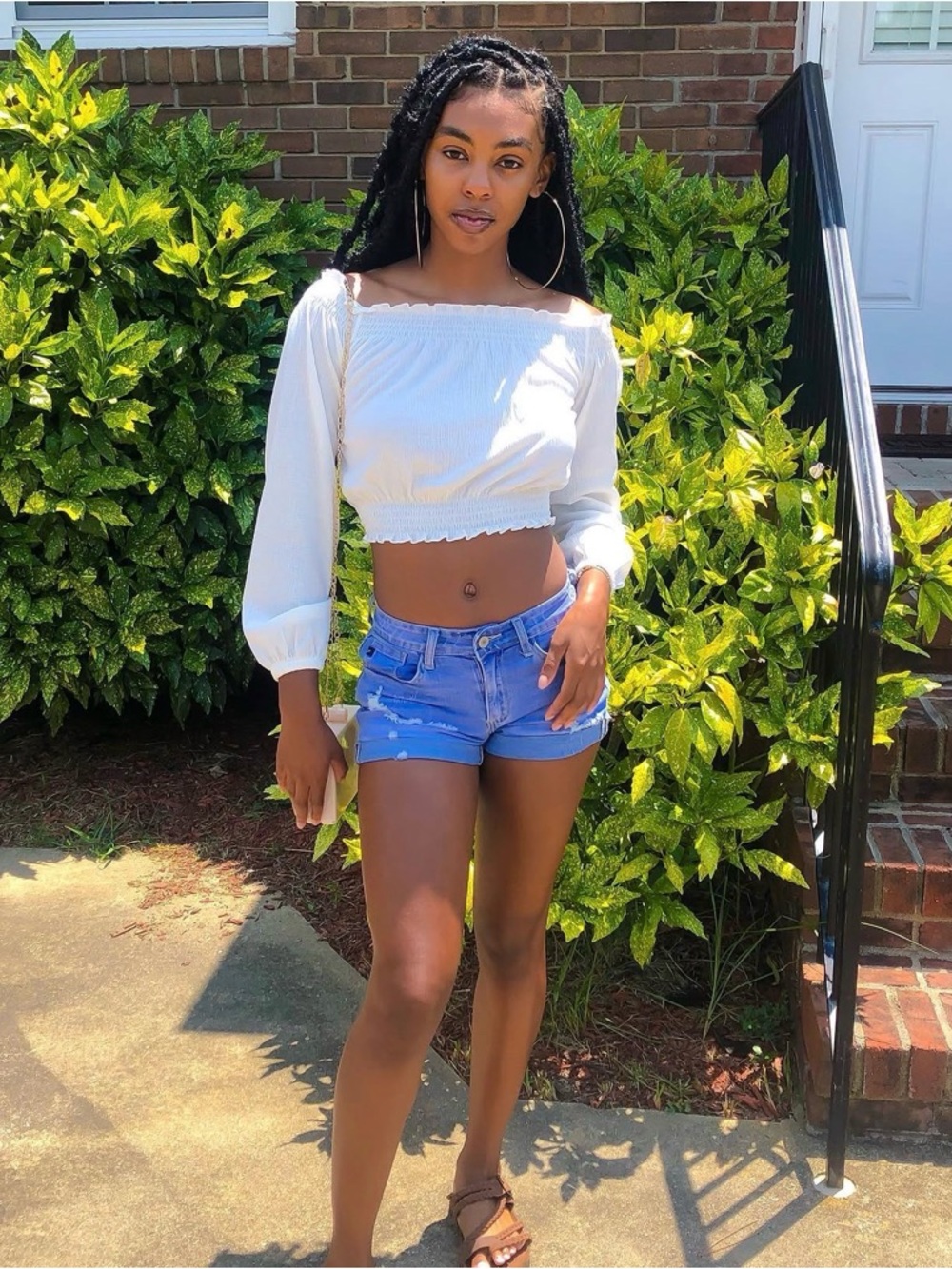 H&M White Off-Shoulder Cropped Top